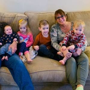 Meet your Posher, Debbie